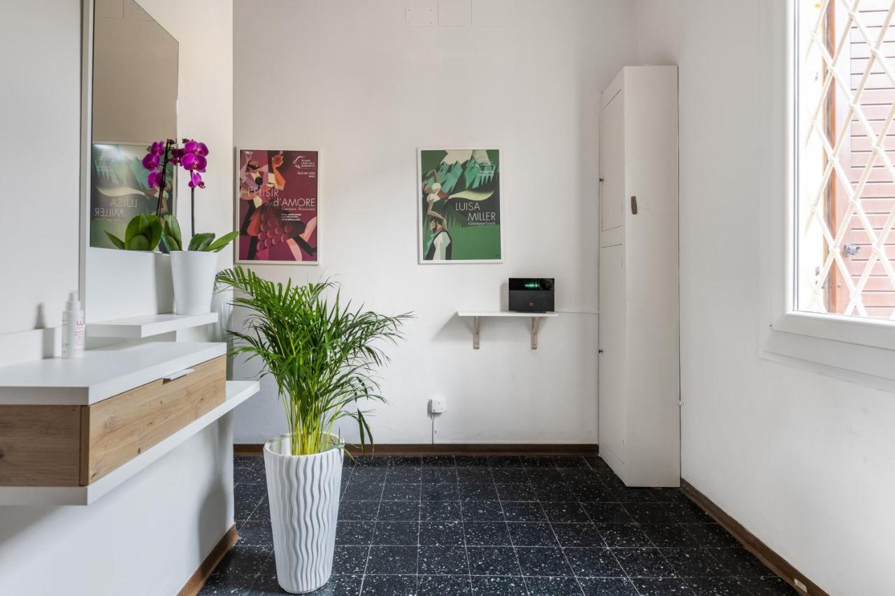 Alessandrini Apartment Alla Finestrella By Wonderful Italy Bologna Bagian luar foto